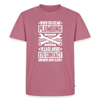 Usine mécanicien plombier plombier chauffage sanitaire - T-shirt Premium bio Homme - mauve - Devant - Nico (187cm)