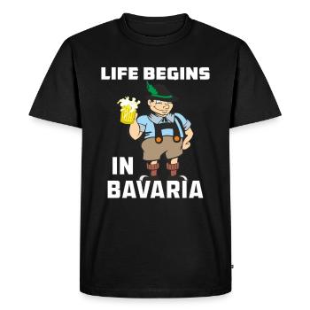LA VIE COMMENCE EN BAVIÈRE - T-shirt Premium bio Homme - noir - Devant - Nico (187cm)