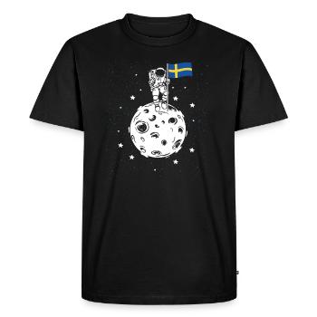 Astronaut with Swedish flag on the moon - Men's Premium Organic T-Shirt - black - Front - Nico (187cm)