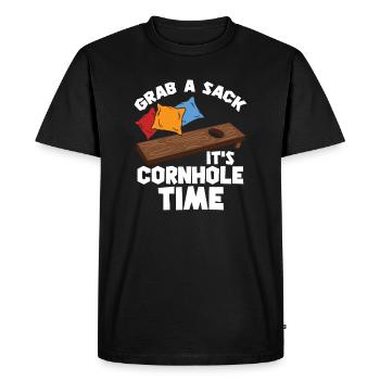 Cornhole / Blind Hole Game - C'est l'heure du Cornhole - T-shirt Premium bio Homme - noir - Devant - Nico (187cm)