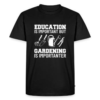 L’éducation est importante, mais le jardinage est important - T-shirt Premium bio Homme - noir - Devant - Nico (187cm)