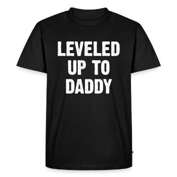 Leveled Up To Daddy - Men's Premium Organic T-Shirt - black - Front - Nico (187cm)