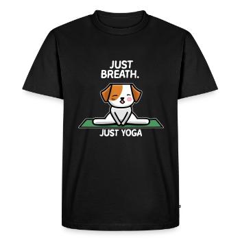 Chien de yoga sur tapis de yoga avec « Just Breath, just Yog - T-shirt Premium bio Homme - noir - Devant - Nico (187cm)