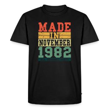 1982 Birthday November Vintage Saying - Men's Premium Organic T-Shirt - black - Front - Nico (187cm)