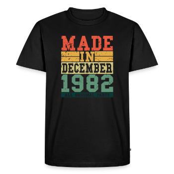 1982 Birthday December Vintage Saying - Men's Premium Organic T-Shirt - black - Front - Nico (187cm)