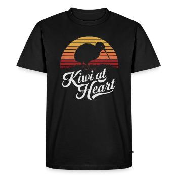 Kiwi at Heart New Zealand Souvenir - Men's Premium Organic T-Shirt - black - Front - Nico (187cm)