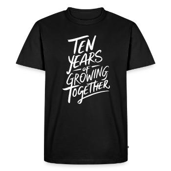 10 ans de vie commune - 10e anniversaire de mariage - T-shirt Premium bio Homme - noir - Devant - Nico (187cm)