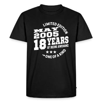 18 years old - birthday may 2005 - Men's Premium Organic T-Shirt - black - Front - Nico (187cm)