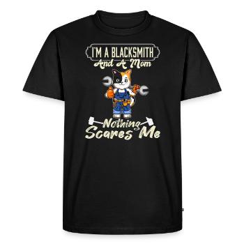 I'm A Blacksmith And A Mom Nothing Scares Me - Men's Premium Organic T-Shirt - black - Front - Nico (187cm)