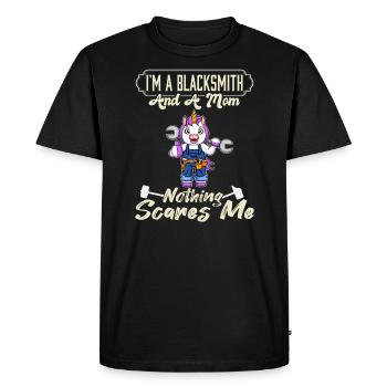I'm A Blacksmith And A Mom Nothing Scares Me - Men's Premium Organic T-Shirt - black - Front - Nico (187cm)