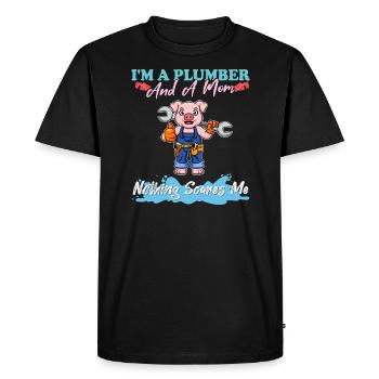 I'm A Plumber And A Mom Nothing Scares Me - Men's Premium Organic T-Shirt - black - Front - Nico (187cm)