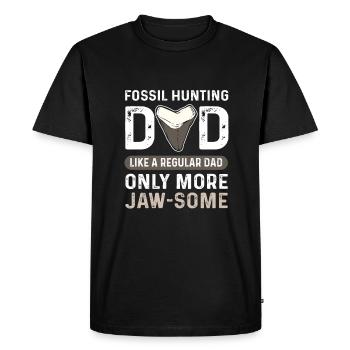 Fossil hunting Dad. Megalodon Fossil Tooth Hunter - Men's Premium Organic T-Shirt - black - Front - Nico (187cm)
