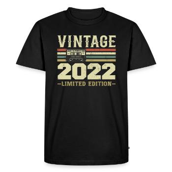 Vintage 2022 Retro Birthday Gift 2022 - Men's Premium Organic T-Shirt - black - Front - Nico (187cm)
