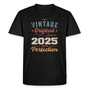 June 2025 Aged to Perfection June 2025 vintage - Men's Premium Organic T-Shirt - black - Front - Nico (187cm)