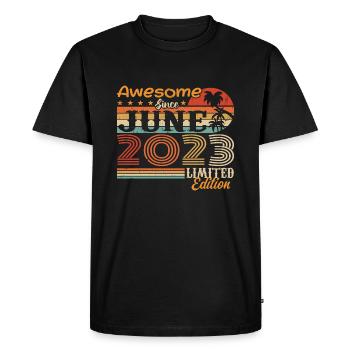 June 2023 Retro Vintage June 2023 birthday - Men's Premium Organic T-Shirt - black - Front - Nico (187cm)