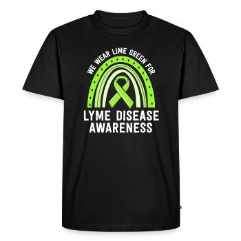 Nous portons une tique vert lime pour la sensibilisation à la maladie de Lyme - T-shirt Premium bio Homme - noir - Devant - Nico (187cm)