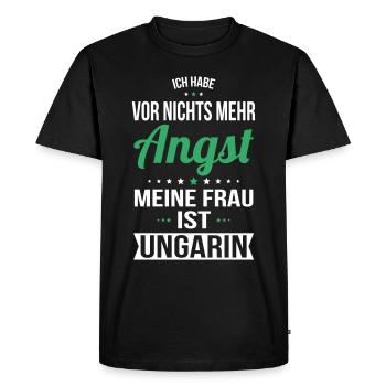 Ma femme est hongroise - Idée cadeau humour - T-shirt Premium bio Homme - noir - Devant - Nico (187cm)