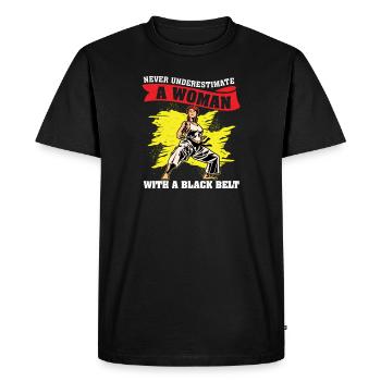 Never Underestimate A Woman Black Belter Karaté - T-shirt Premium bio Homme - noir - Devant - Nico (187cm)