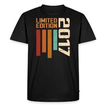 Vintage 2017 Retro 2017 Birthday Gift - Men's Premium Organic T-Shirt - black - Front - Nico (187cm)
