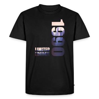 1990. Limited Edition T-Shirt Birthday Idea - Men's Premium Organic T-Shirt - black - Front - Nico (187cm)
