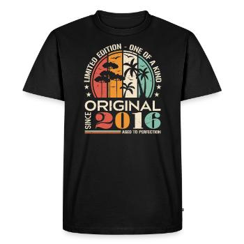 Legendary since 2016 Born Vintage Birthday - Men's Premium Organic T-Shirt - black - Front - Nico (187cm)