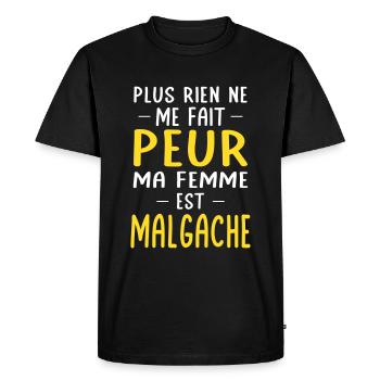Rien ne me fait peur ma femme est Malgache - T-shirt Premium bio Homme - noir - Devant - Nico (187cm)