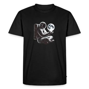 Cosmic Contemplation: Astronaut Holding the Earth - Men's Premium Organic T-Shirt - black - Front - Nico (187cm)