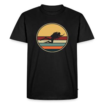 Diving Retro Diver - Men's Premium Organic T-Shirt - black - Front - Nico (187cm)