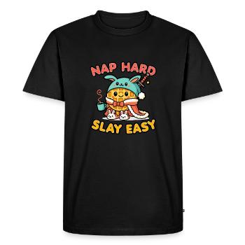 Mignon guerrier gaufré kawaii - Faites la sieste dur, tuez facilement - T-shirt Premium bio Homme - noir - Devant - Nico (187cm)