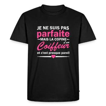 pas parfaite mais copine d'un coiffeur - T-shirt Premium bio Homme - noir - Devant - Nico (187cm)