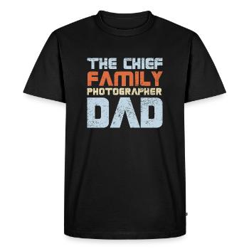 The Chief Family Photographer Dad - Men's Premium Organic T-Shirt - black - Front - Nico (187cm)