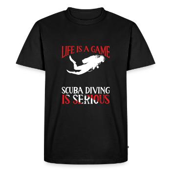 La vie est une plongée sous-marine - T-shirt Premium bio Homme - noir - Devant - Nico (187cm)