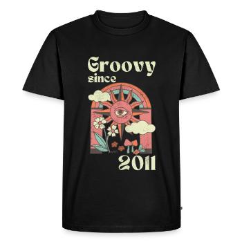Groovy depuis 2011 avec des graphismes rétro - T-shirt Premium bio Homme - noir - Devant - Nico (187cm)
