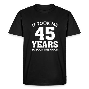 Il m’a fallu 45 ans pour être aussi belle - T-shirt Premium bio Homme - noir - Devant - Nico (187cm)