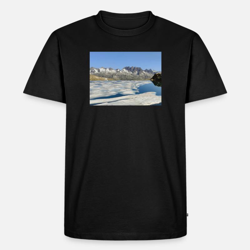 Der Bramant-See im Juni - Männer Premium Bio T-Shirt - Schwarz
