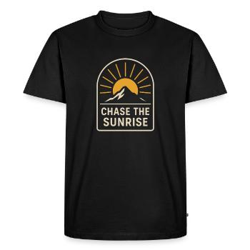 Chase the Sunrise Outdoor & Adventure Shirt - Men's Premium Organic T-Shirt - black - Front - Nico (187cm)