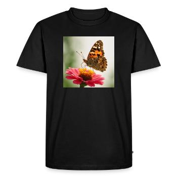 Papillon sur fleur rose - T-shirt Premium bio Homme - noir - Devant - Nico (187cm)