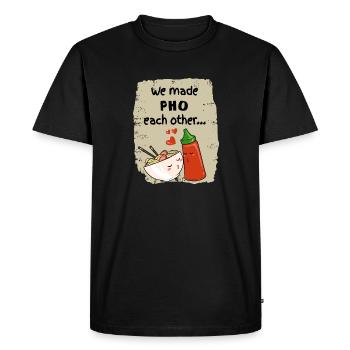 Asia Noodles Sriracha Love - Men's Premium Organic T-Shirt - black - Front - Nico (187cm)