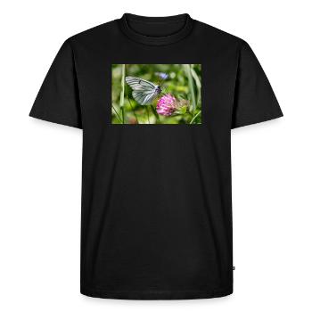 Papillon blanc arborescente sur la fleur - T-shirt Premium bio Homme - noir - Devant - Nico (187cm)