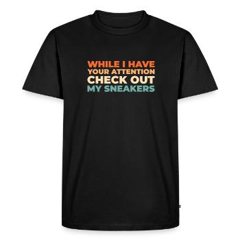 Sneakers Check Out My Sneakers - Men's Premium Organic T-Shirt - black - Front - Nico (187cm)