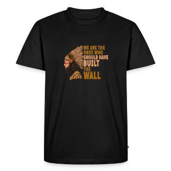Nous aurions dû construire le mur... - T-shirt Premium bio Homme - noir - Devant - Nico (187cm)