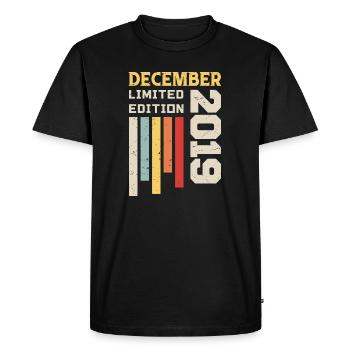 Décembre 2019 - Cadeau anniversaire Décembre 2019 - T-shirt Premium bio Homme - noir - Devant - Nico (187cm)