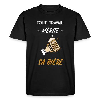 Tout travail mérite sa bière - T-shirt Premium bio Homme - noir - Devant - Nico (187cm)