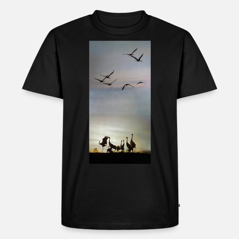 Die abendliche Balz der Kraniche - Männer Premium Bio T-Shirt - Schwarz