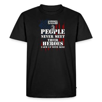 La plupart des gens ne rencontrent jamais leur... - T-shirt Premium bio Homme - noir - Devant - Nico (187cm)