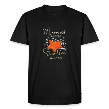 Sirène embrassant les souhaits d’étoile de mer - T-shirt Premium bio Homme - noir - Devant - Nico (187cm)