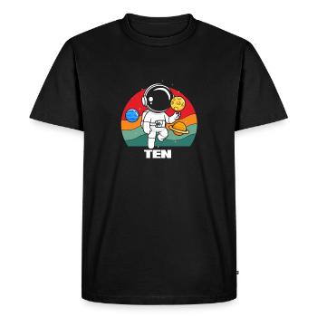 Astronaut in space with planet - Men's Premium Organic T-Shirt - black - Front - Nico (187cm)