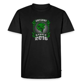 Génial depuis 2016. Angel, l’anniversaire du pêcheur - T-shirt Premium bio Homme - noir - Devant - Nico (187cm)