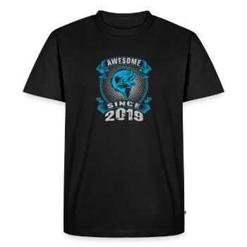 Awesome since 2019. Angel, Angler's Birthday - Men's Premium Organic T-Shirt - black - Front - Nico (187cm)