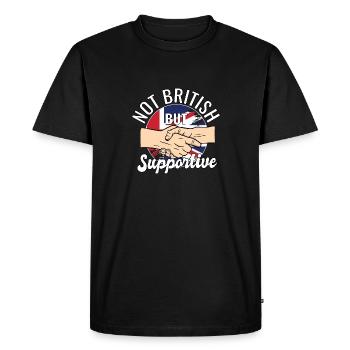 Pas britannique mais favorable à la Grande-Bretagne - T-shirt Premium bio Homme - noir - Devant - Nico (187cm)
